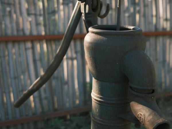 Groundwater well.